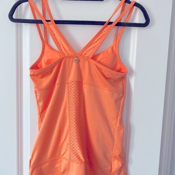 🧡KYODAN 🧡athletic tank top in Neon Orange. Built in bra . Size small. - Picture 2 of 9